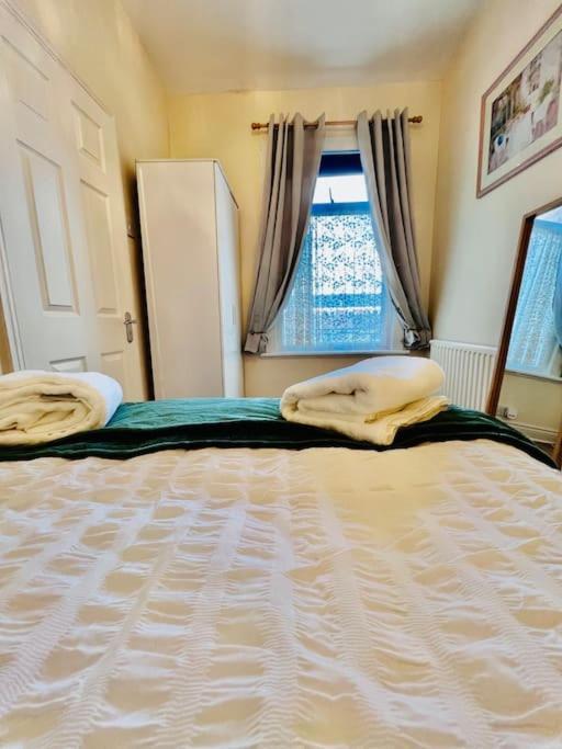 Lovely 3Bed Home Μίντλεσμπρο Εξωτερικό φωτογραφία
